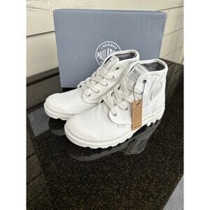 Palladium Pampa Hi Top Sneakers, Star White, Size EU 39.5, US 8, NWB